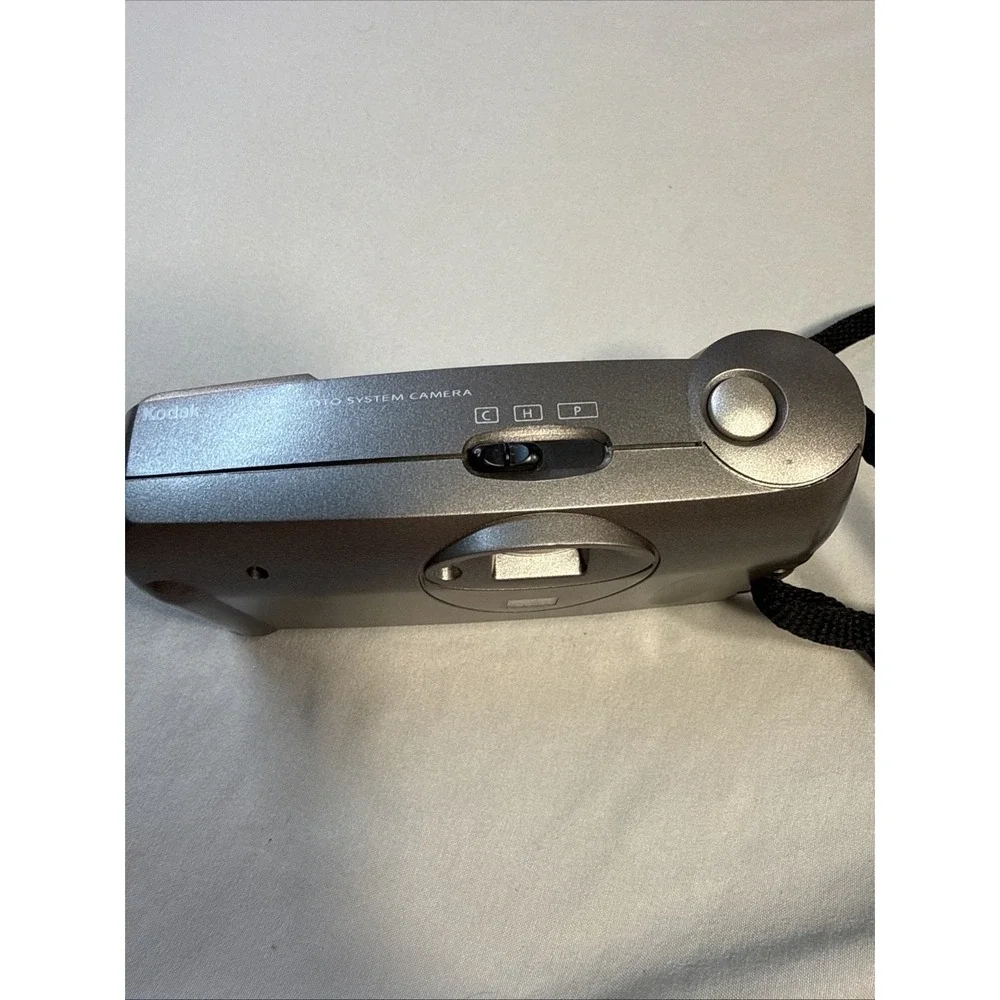 Kodak Advantix 1600 Auto APS Point & Shoot Film Camera - Tested Works + Strap